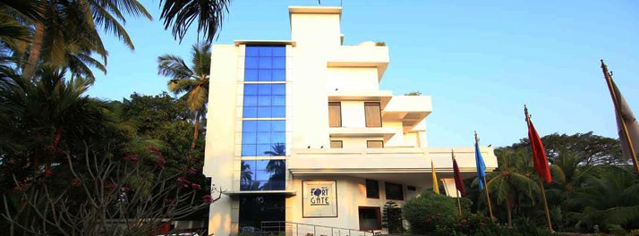 Fort Gate Hotel - Guruvayoor 01.jpg